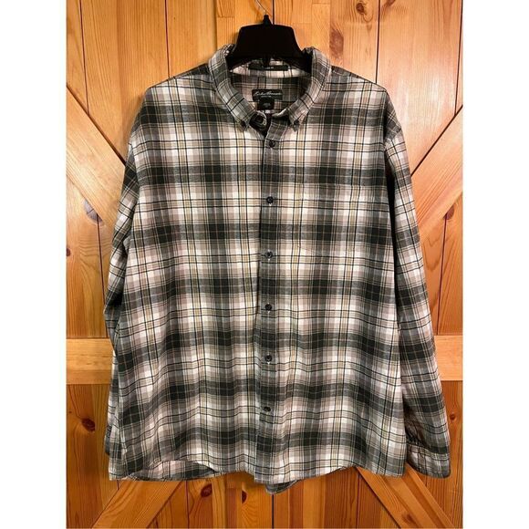 Eddie Bauer relaxed fit button up flannel shirt XXL
￼(1909) - Picture 1 of 4